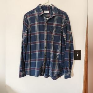 🌸GAP blue, red, and whiteplaid button down Size L